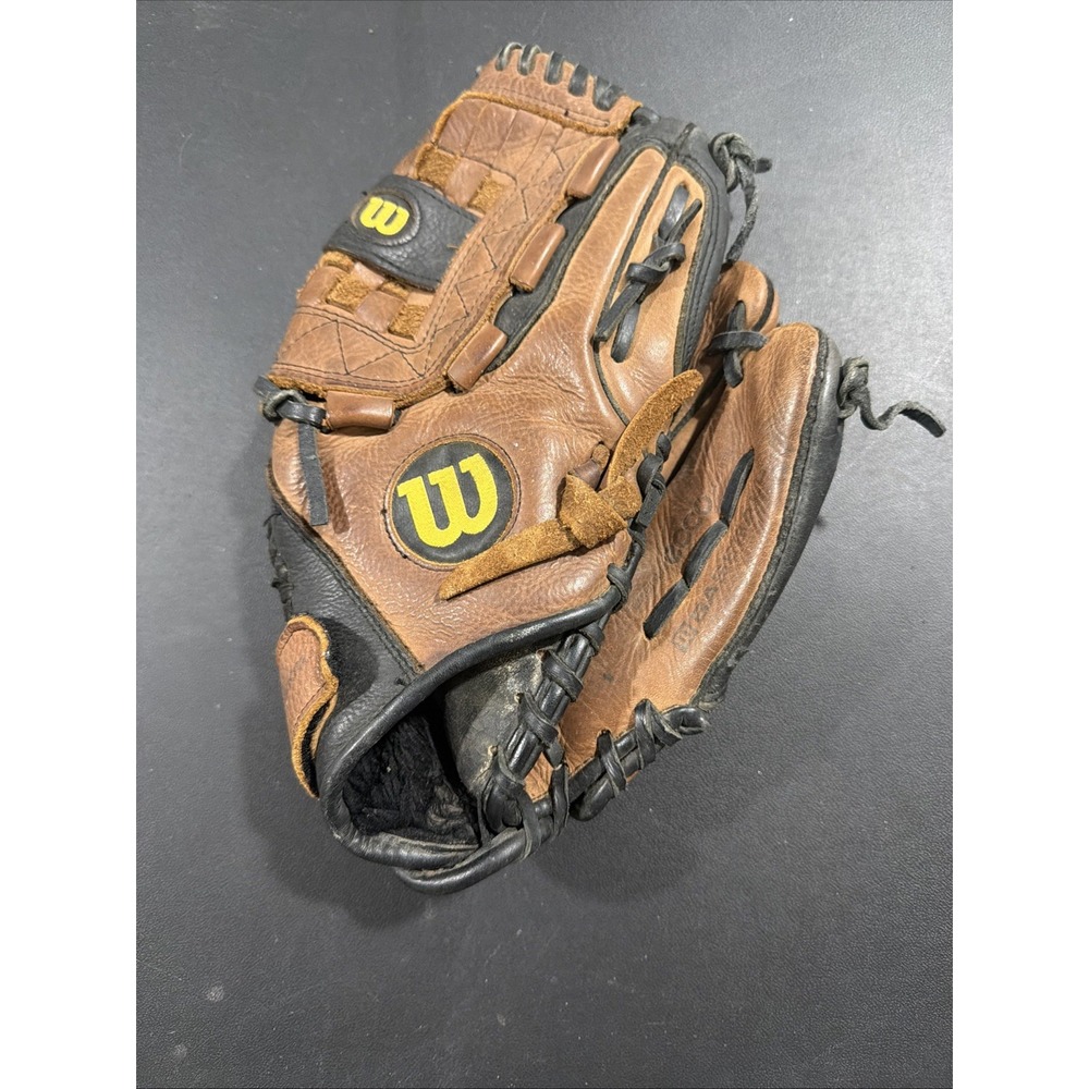 Wilson A500 Baseball Glove Mitt ECCO Leather Basket Web MLB Patch 11.5" RHT